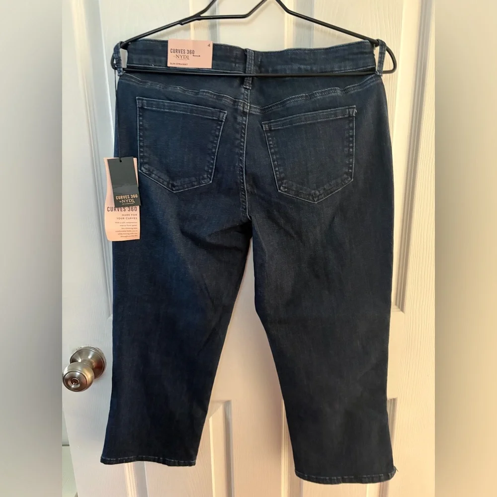 NYDJ CURVE 360 Women’s Dark Wash Capri Jeans $89 - Picture 3 of 3
